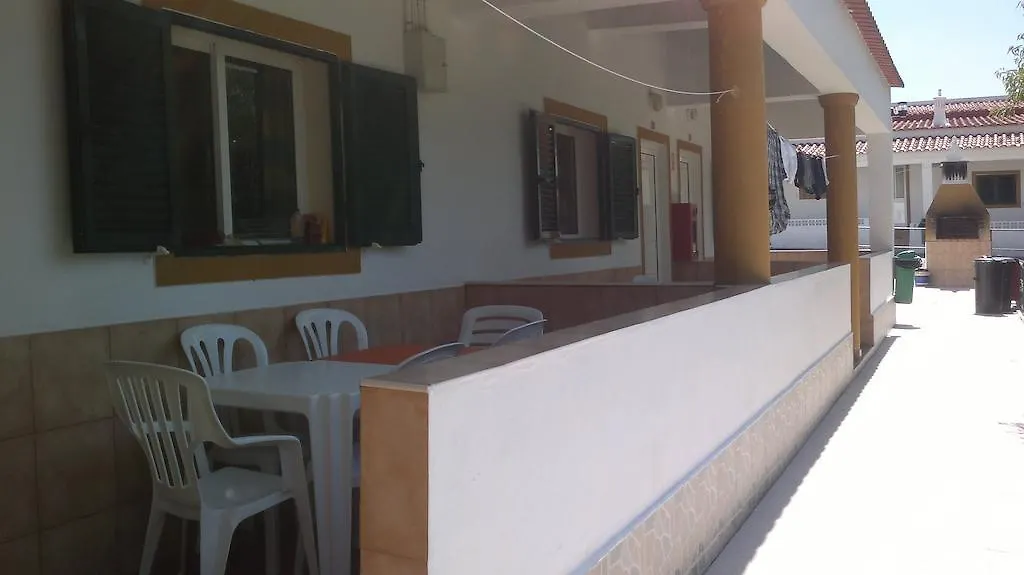 캠프장 Camping Canelas 호텔 실베스 포르투갈